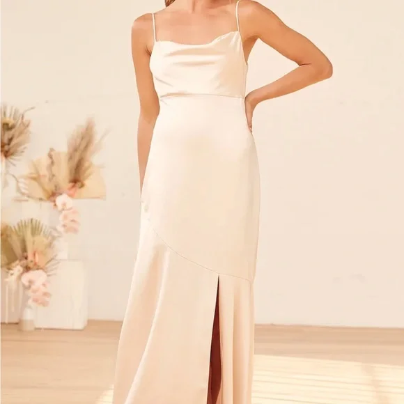 white christmas dresses The Lulu Overlay main image 0